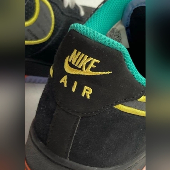 Nike Air Force 1 Low Peace and Unity - Men's Size 8 Like New MSRP $250 - Picture 11 of 16